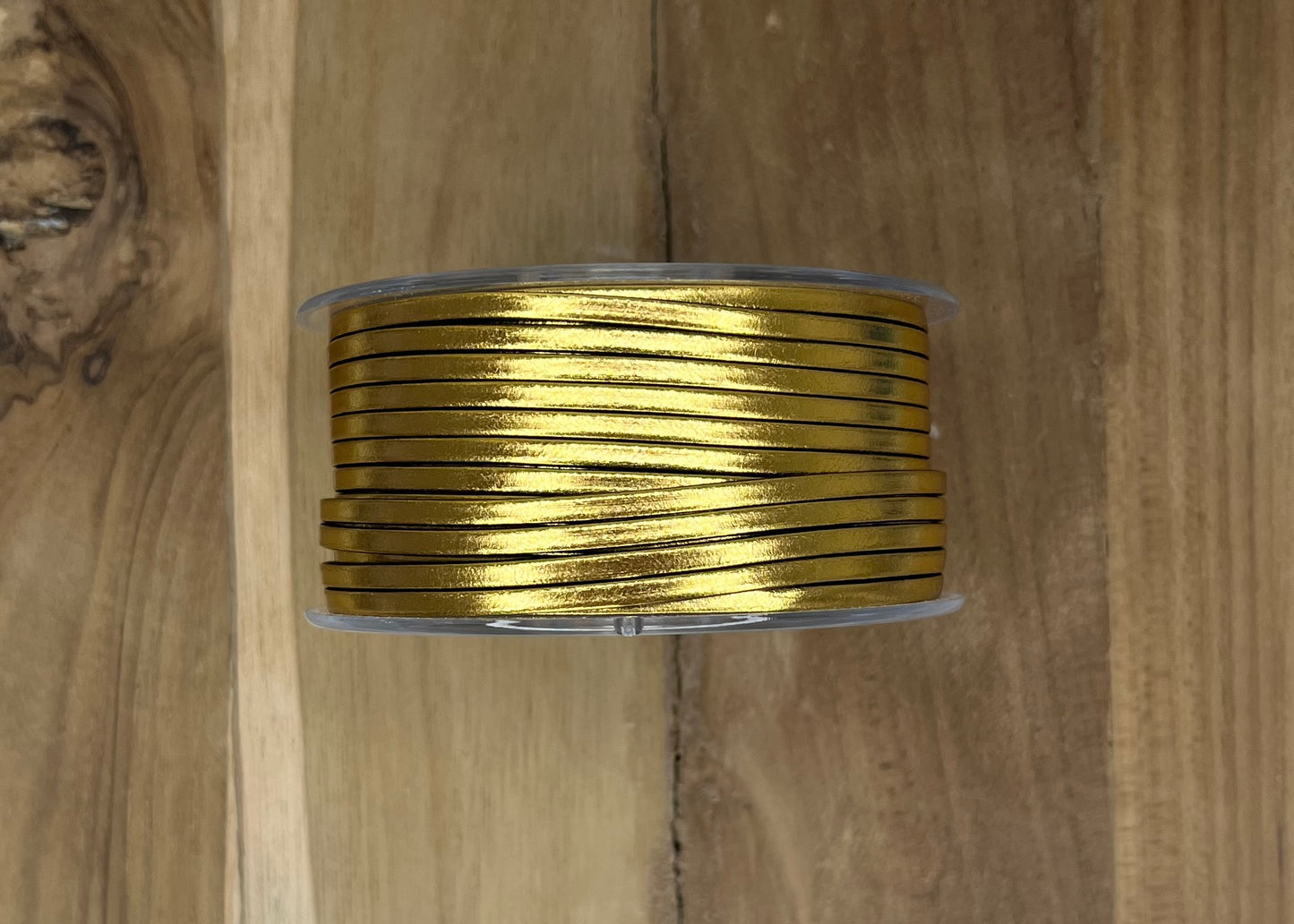Lanière en cuir plat 3mm - Or Miroir